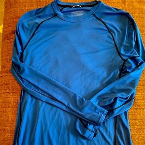 Patagonia mens capilene baselayer shirt size Small